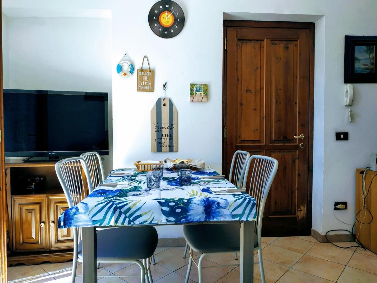 Casa Marina Apartment Вербания Екстериор снимка