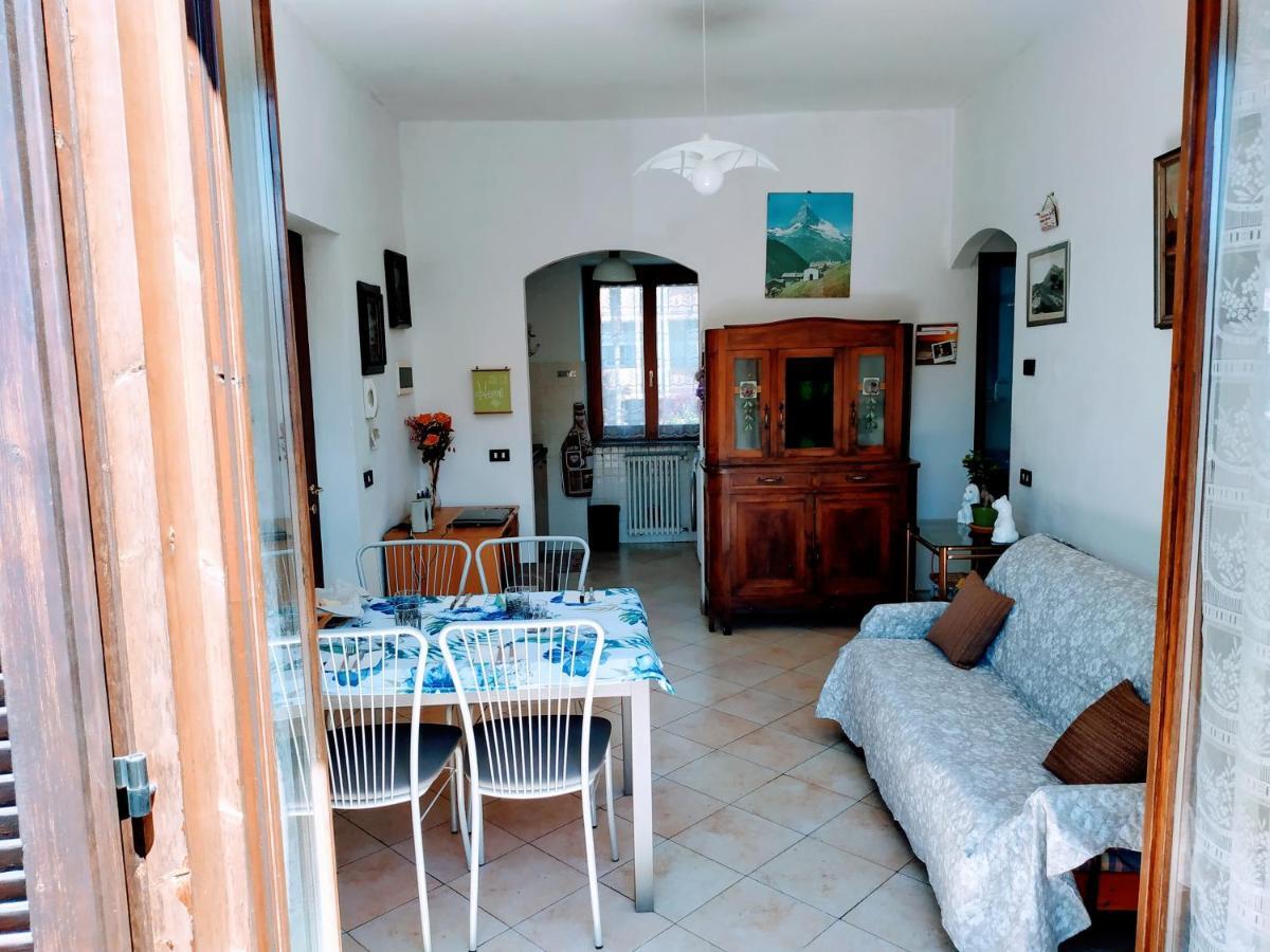 Casa Marina Apartment Вербания Екстериор снимка
